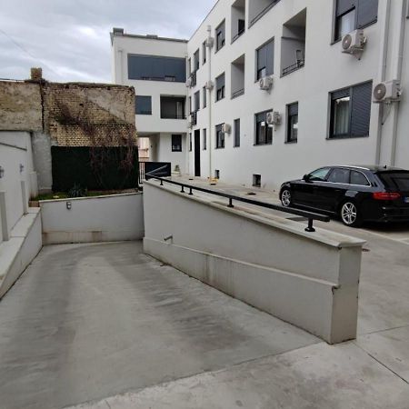 Filinhome Stefanovica Suite 8 Novi Sad Eksteriør bilde