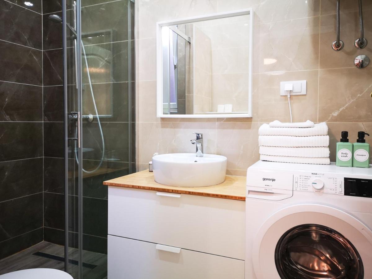 Filinhome Stefanovica Suite 8 Novi Sad Eksteriør bilde
