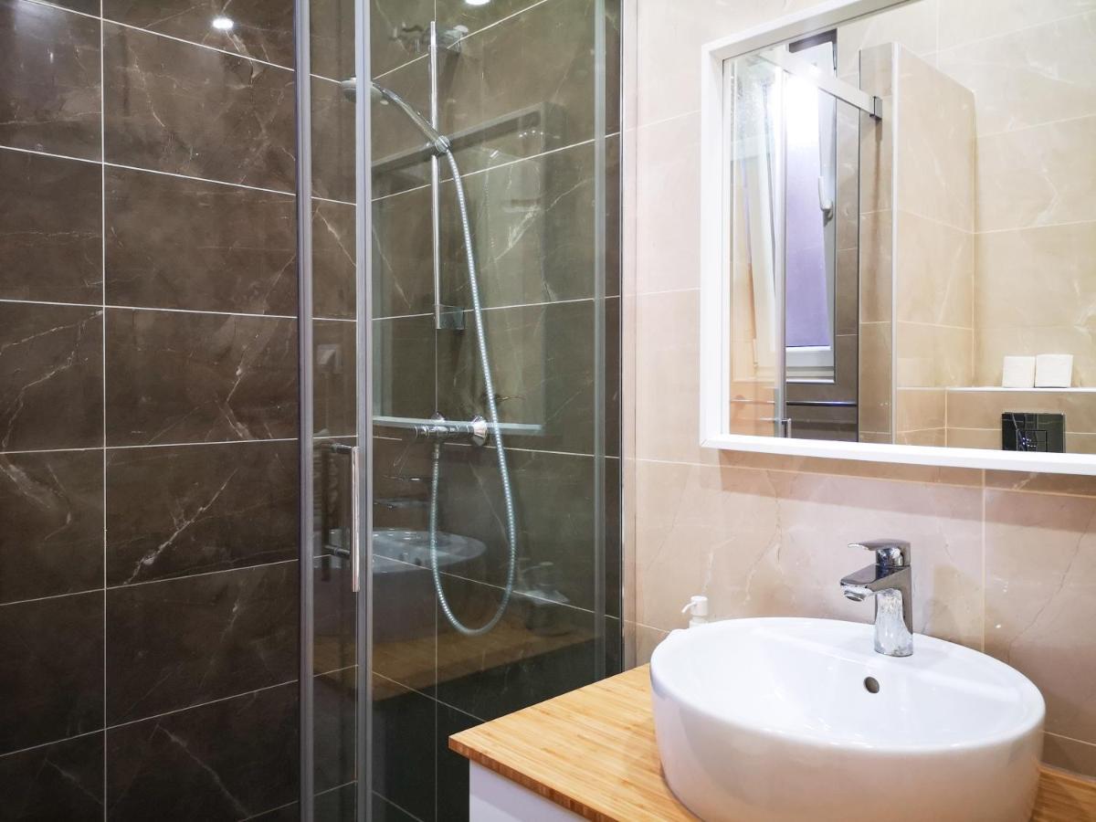 Filinhome Stefanovica Suite 8 Novi Sad Eksteriør bilde